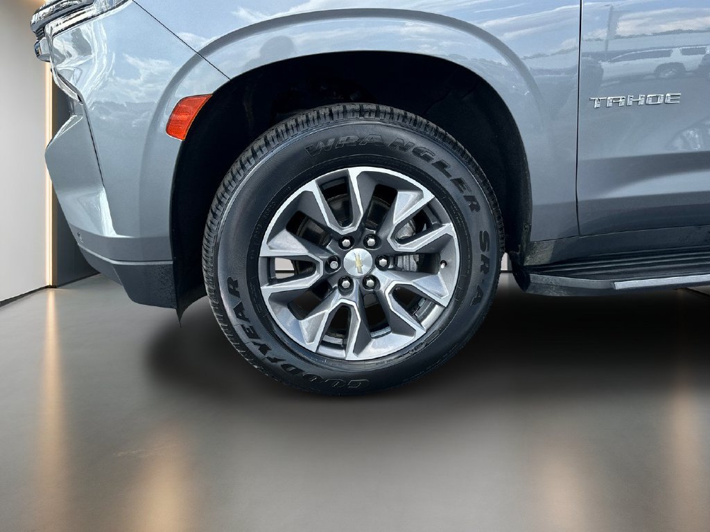 Used 2021 Chevrolet Tahoe LT w/ LT Signature Package RWD image 10