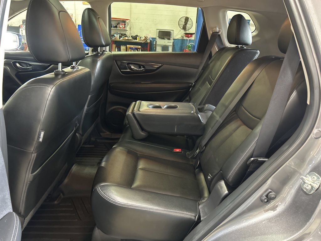 Used 2017 Nissan Rogue SL w/ SL Premium Package FWD image 41
