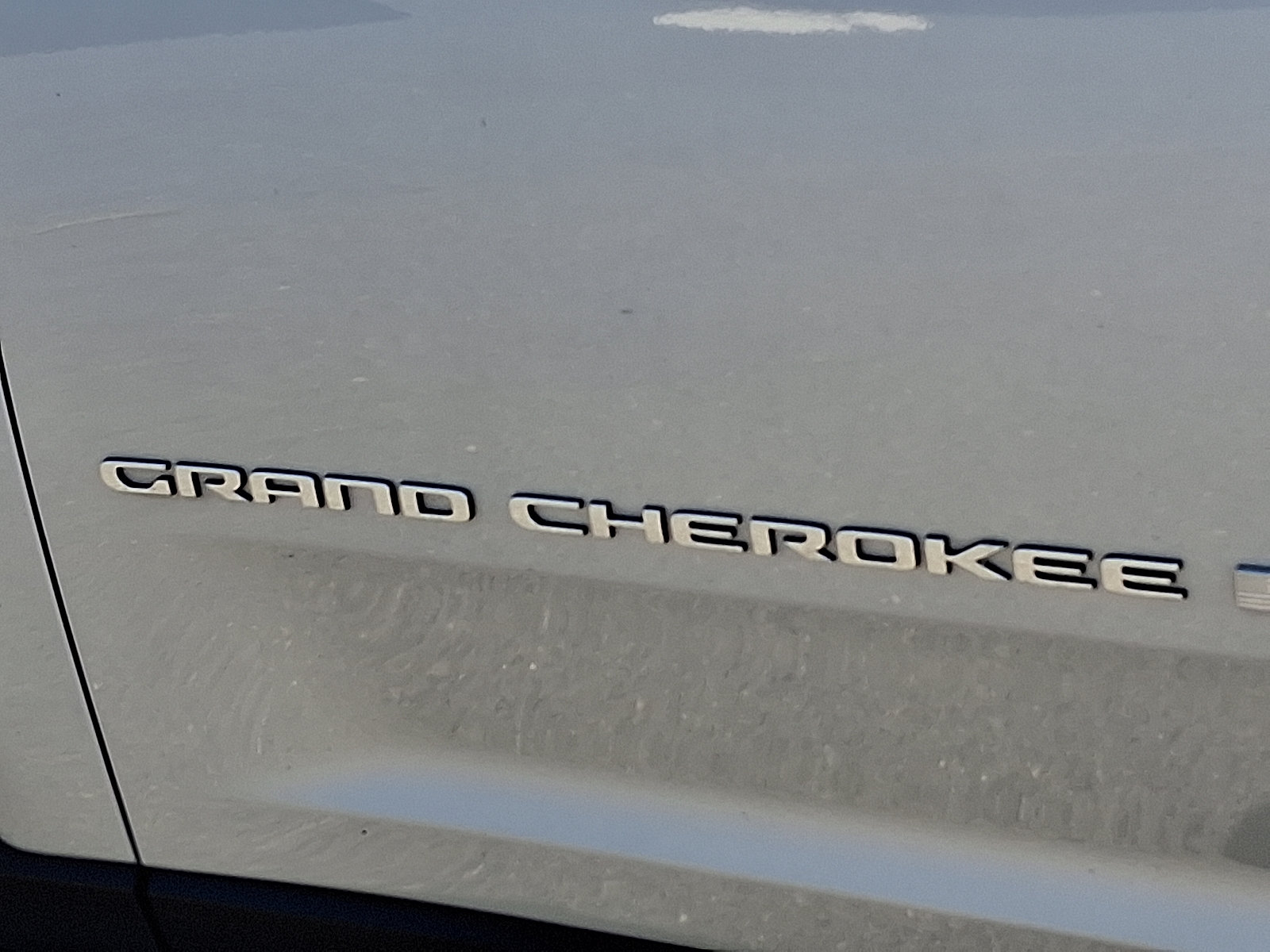 Used 2023 Jeep Grand Cherokee Laredo w/ Luxury Tech Group I AWD/4WD image 31