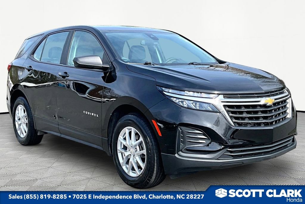 Used 2022 Chevrolet Equinox LS image 1
