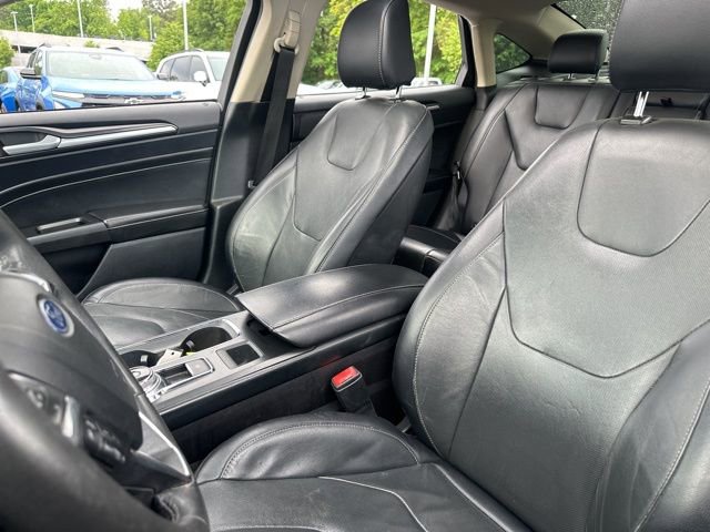 Used 2020 Ford Fusion Titanium AWD/4WD image 15