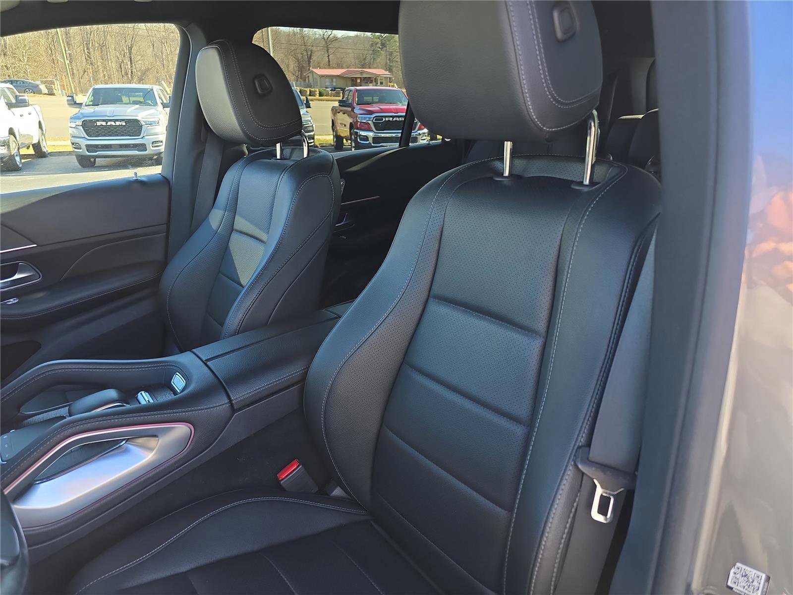 Used 2021 Mercedes-Benz GLS 450 4MATIC image 22