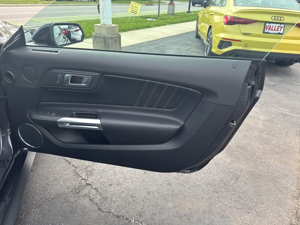 Used 2022 Ford Mustang GT Premium RWD image 61