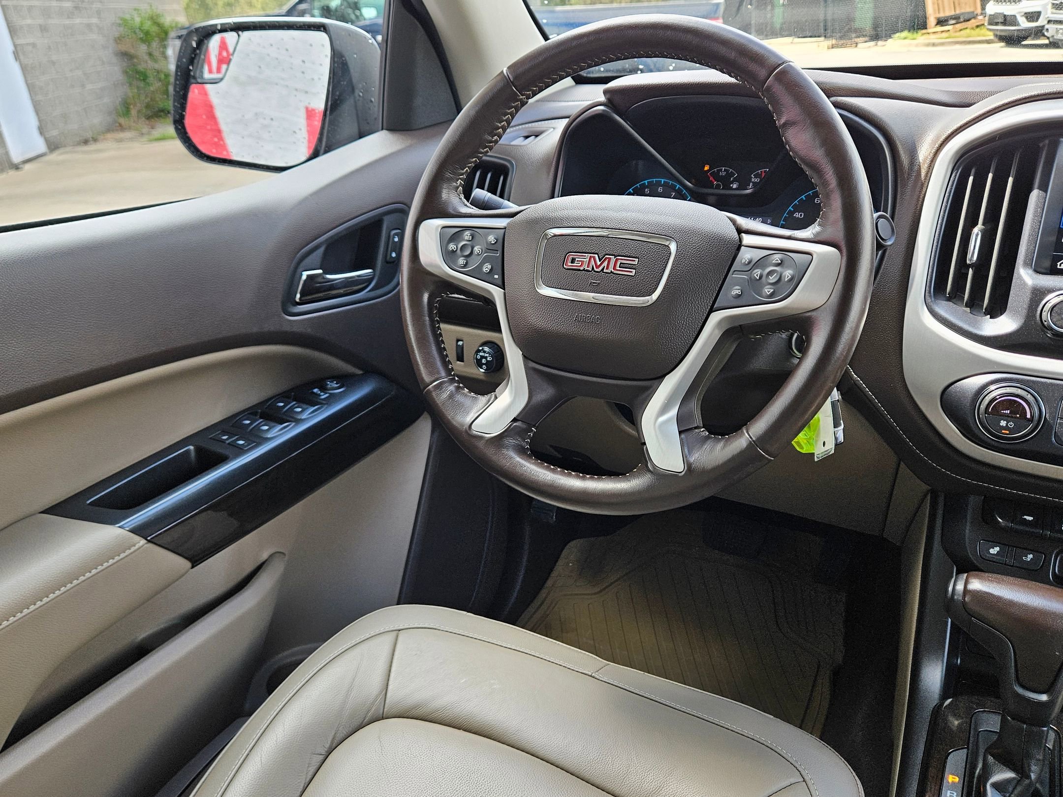 Used 2019 GMC Canyon SLT w/ Driver Alert Package AWD/4WD image 9