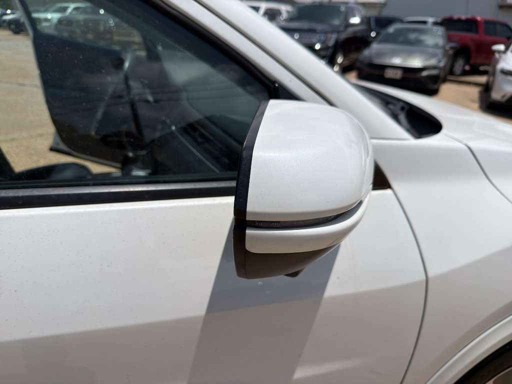 Used 2020 Honda HR-V Touring image 17