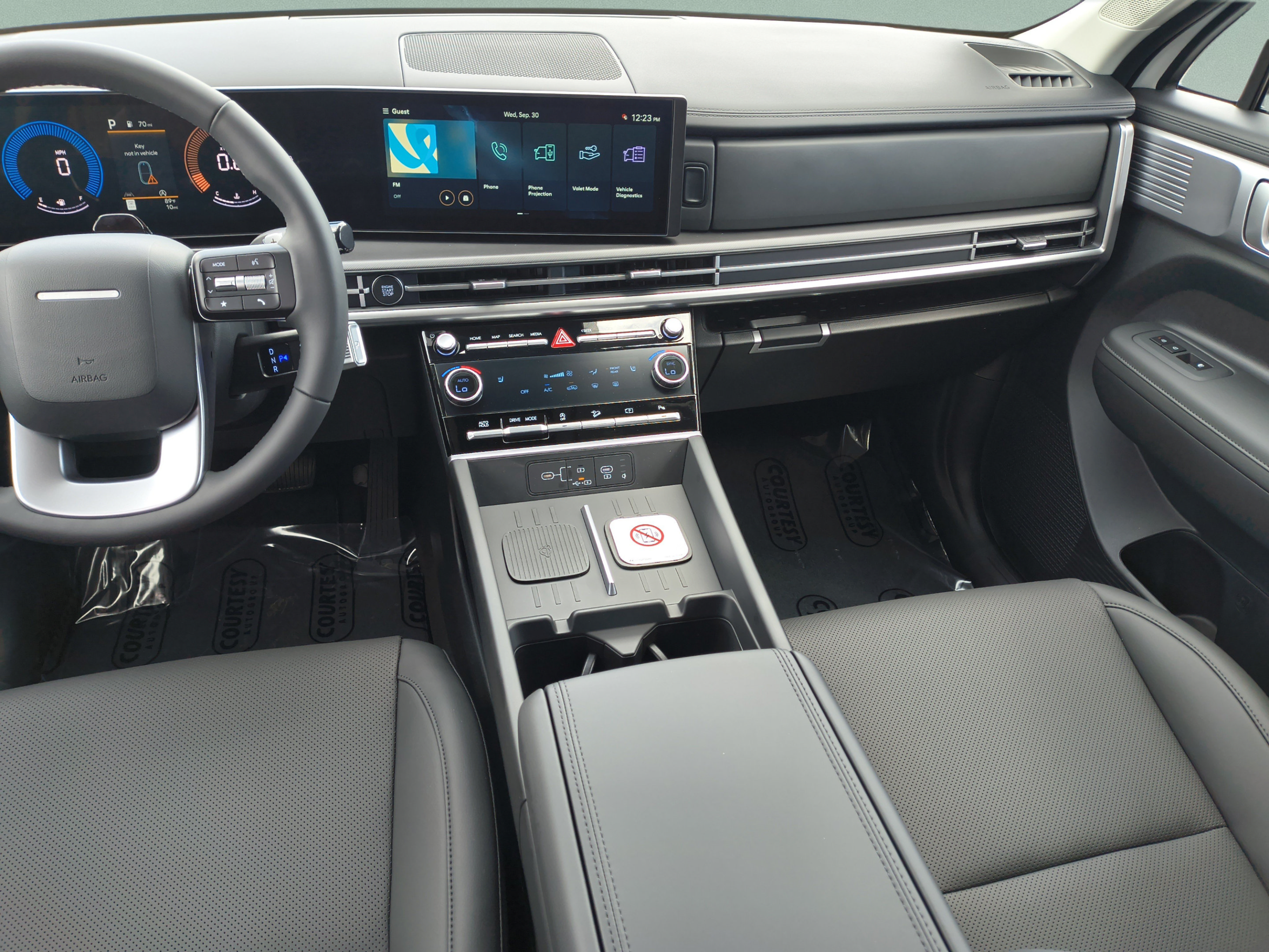 New 2027 Hyundai Santa Fe SEL FWD image 13