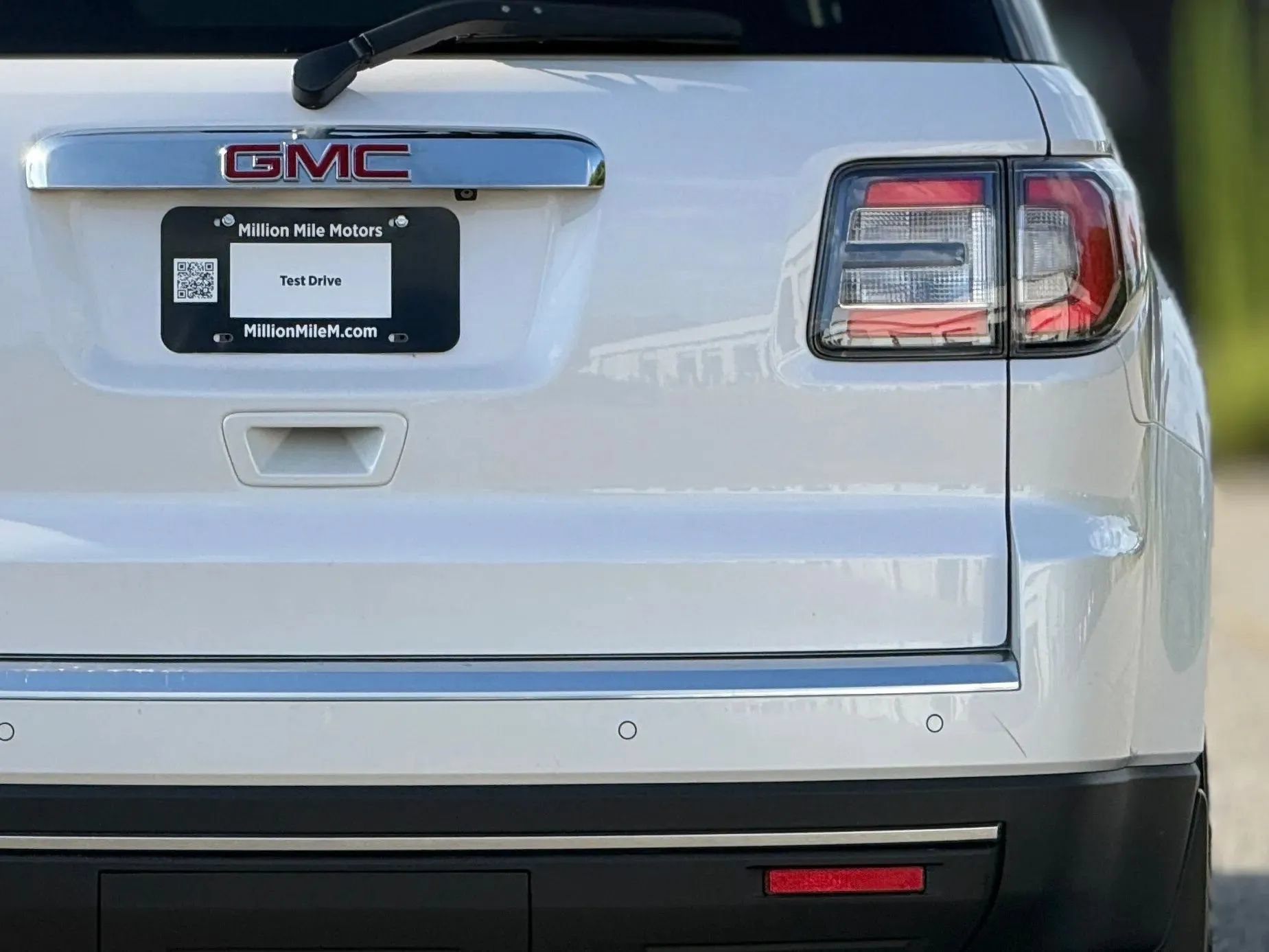Used 2016 GMC Acadia SLE AWD/4WD image 14