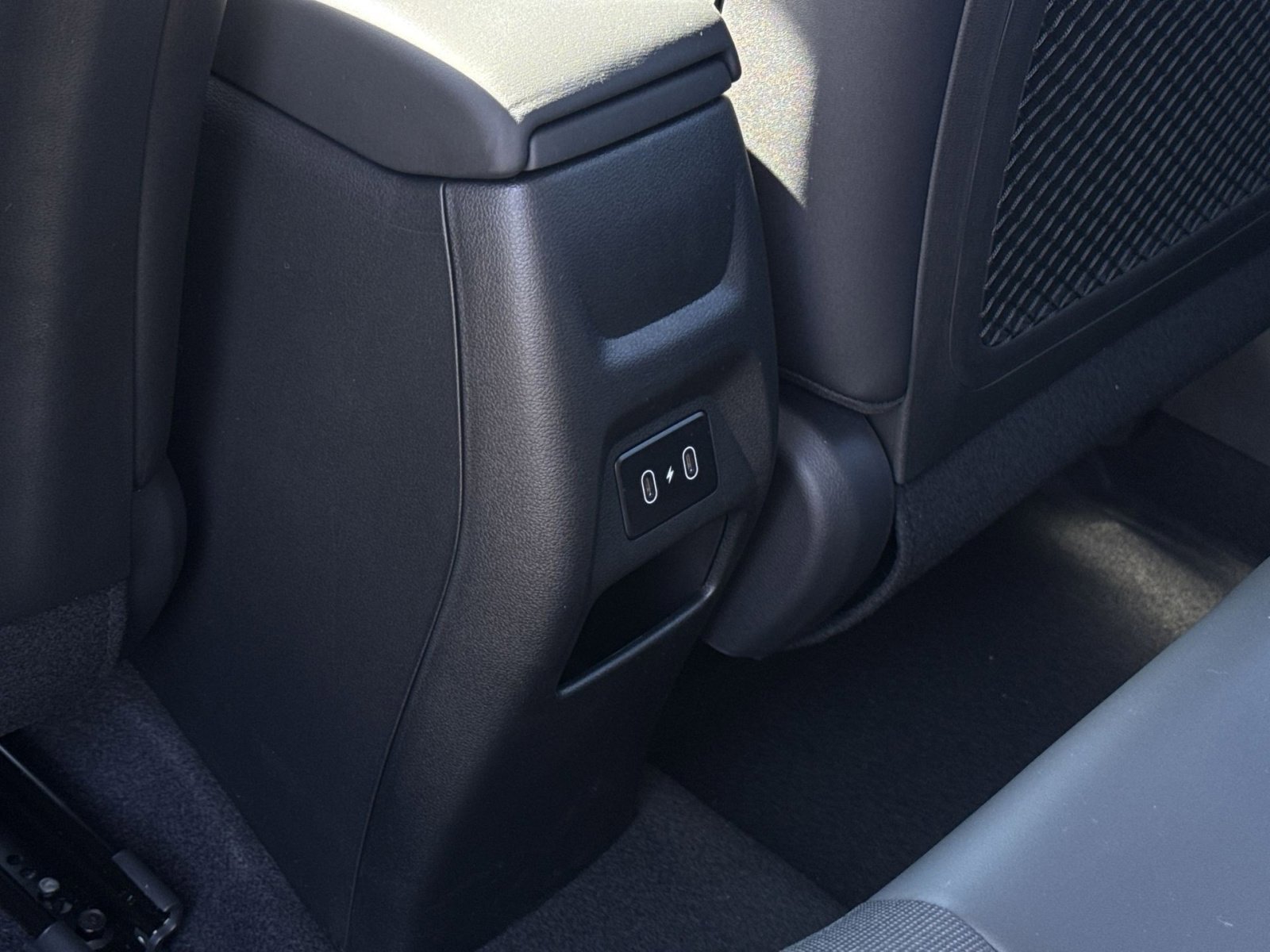 New 2026 Hyundai Venue SEL FWD image 24