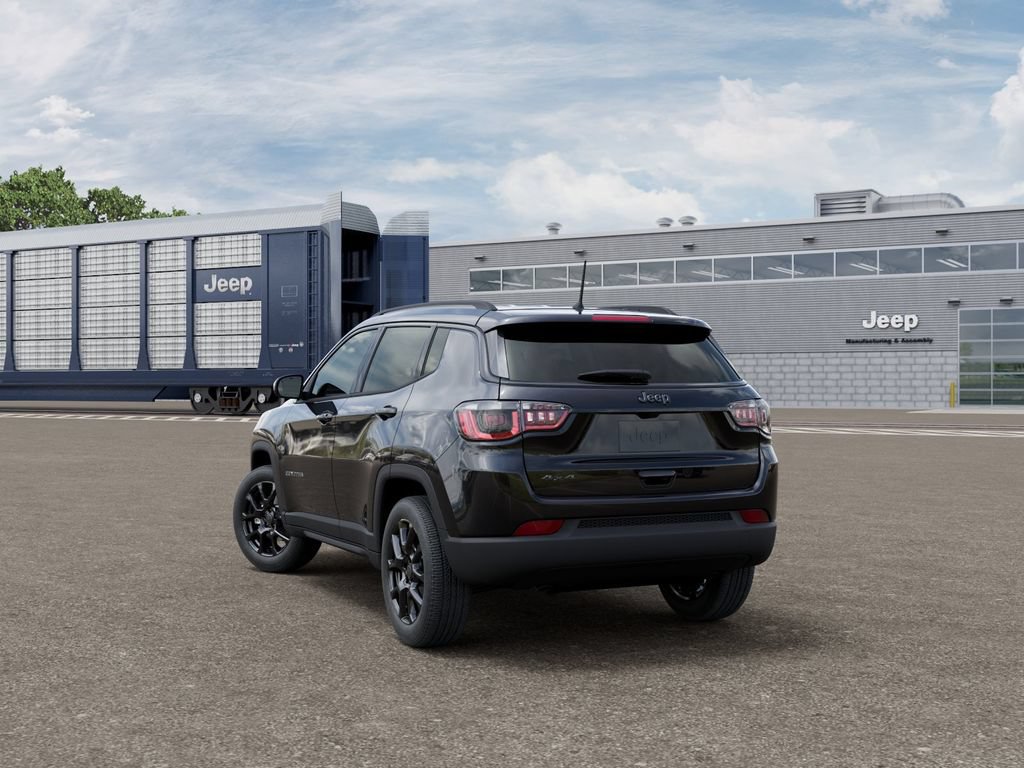 New 2026 Jeep Compass Latitude AWD/4WD image 4