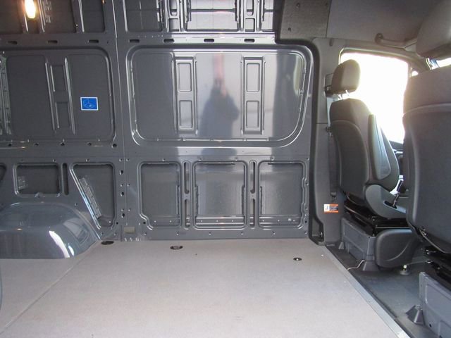 Used 2024 Mercedes-Benz Sprinter 144 Cargo image 21