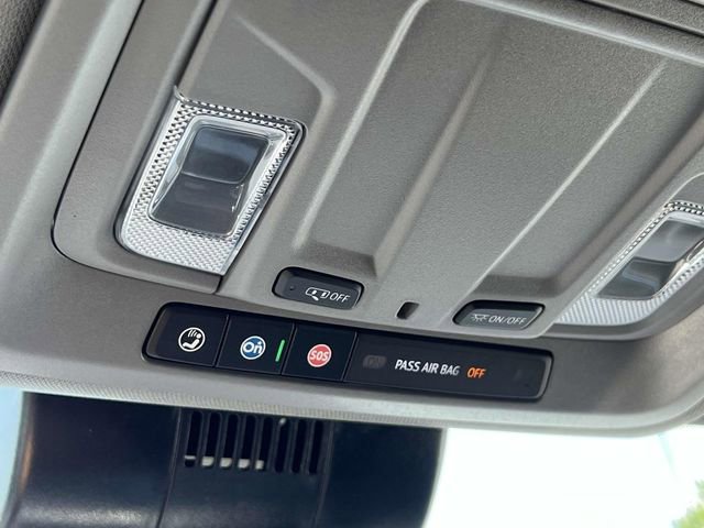 Used 2025 GMC Sierra 1500 Elevation image 28