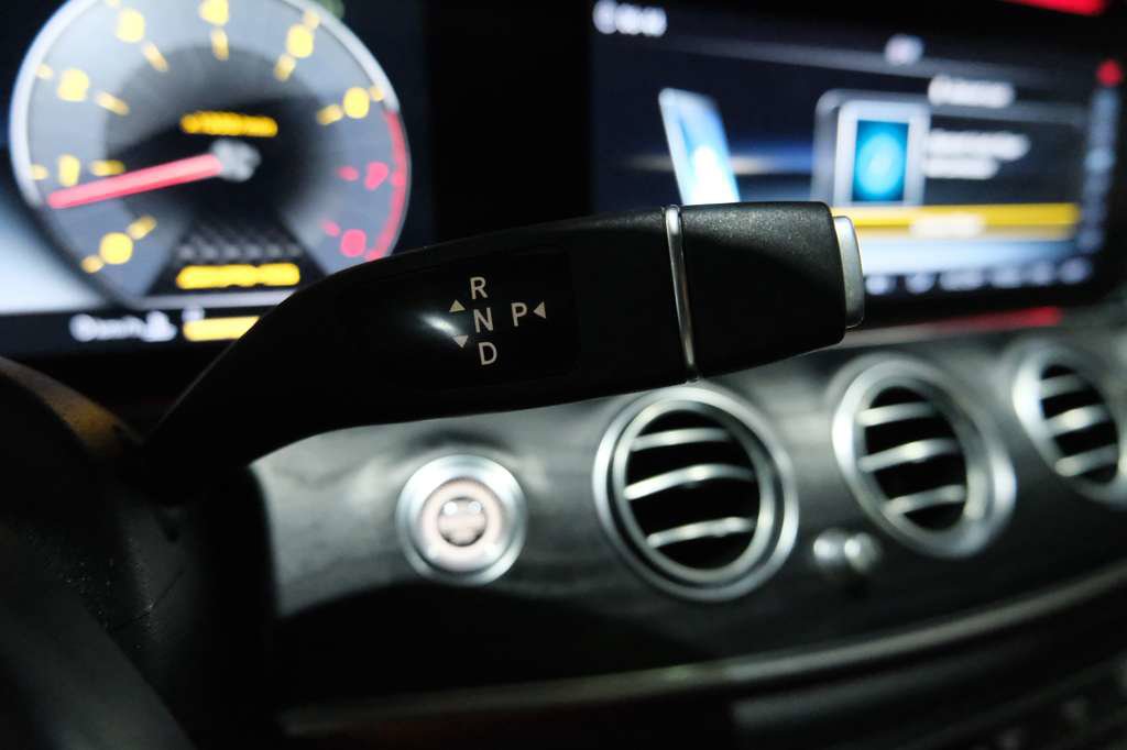 Used 2018 Mercedes-Benz E 43 AMG 4MATIC Sedan image 47