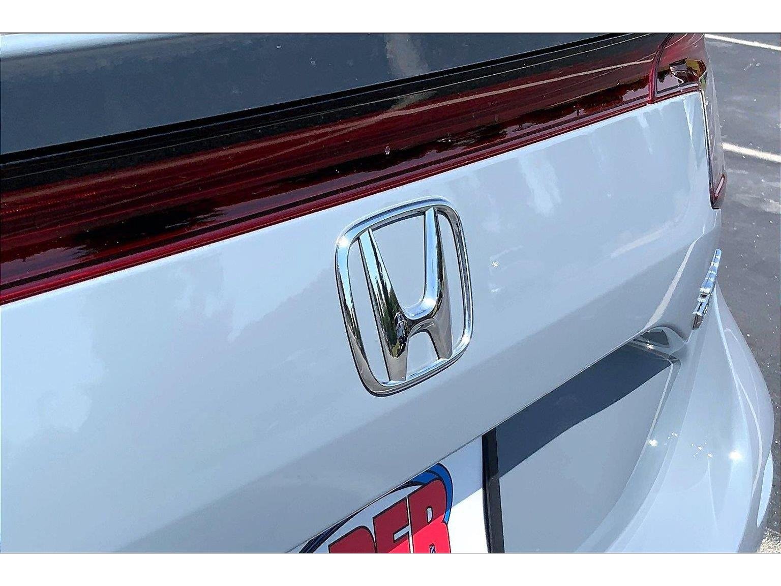 Used 2024 Honda Civic Sport Touring image 31