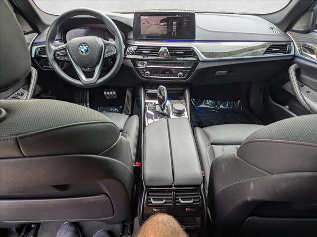 Used 2022 BMW 530i w/ Premium Package image 17