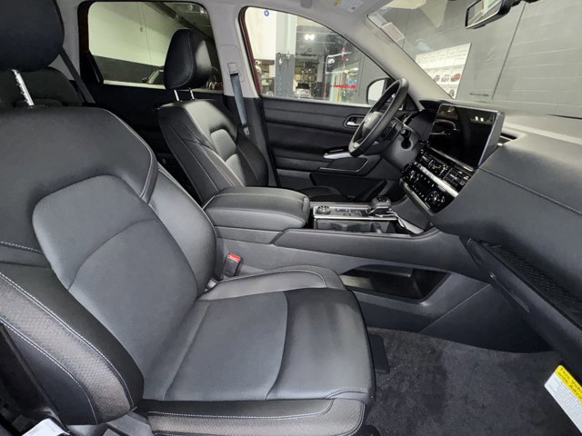 New 2026 Nissan Pathfinder SL AWD/4WD image 8