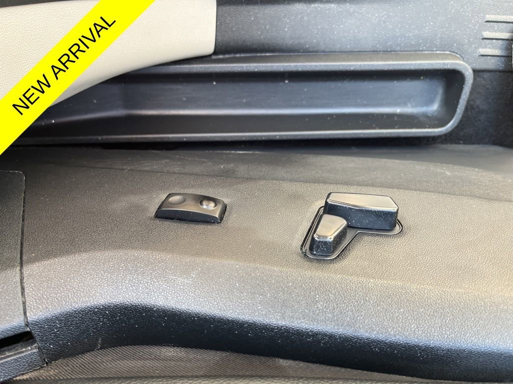 Used 2020 Dodge Grand Caravan SXT image 21