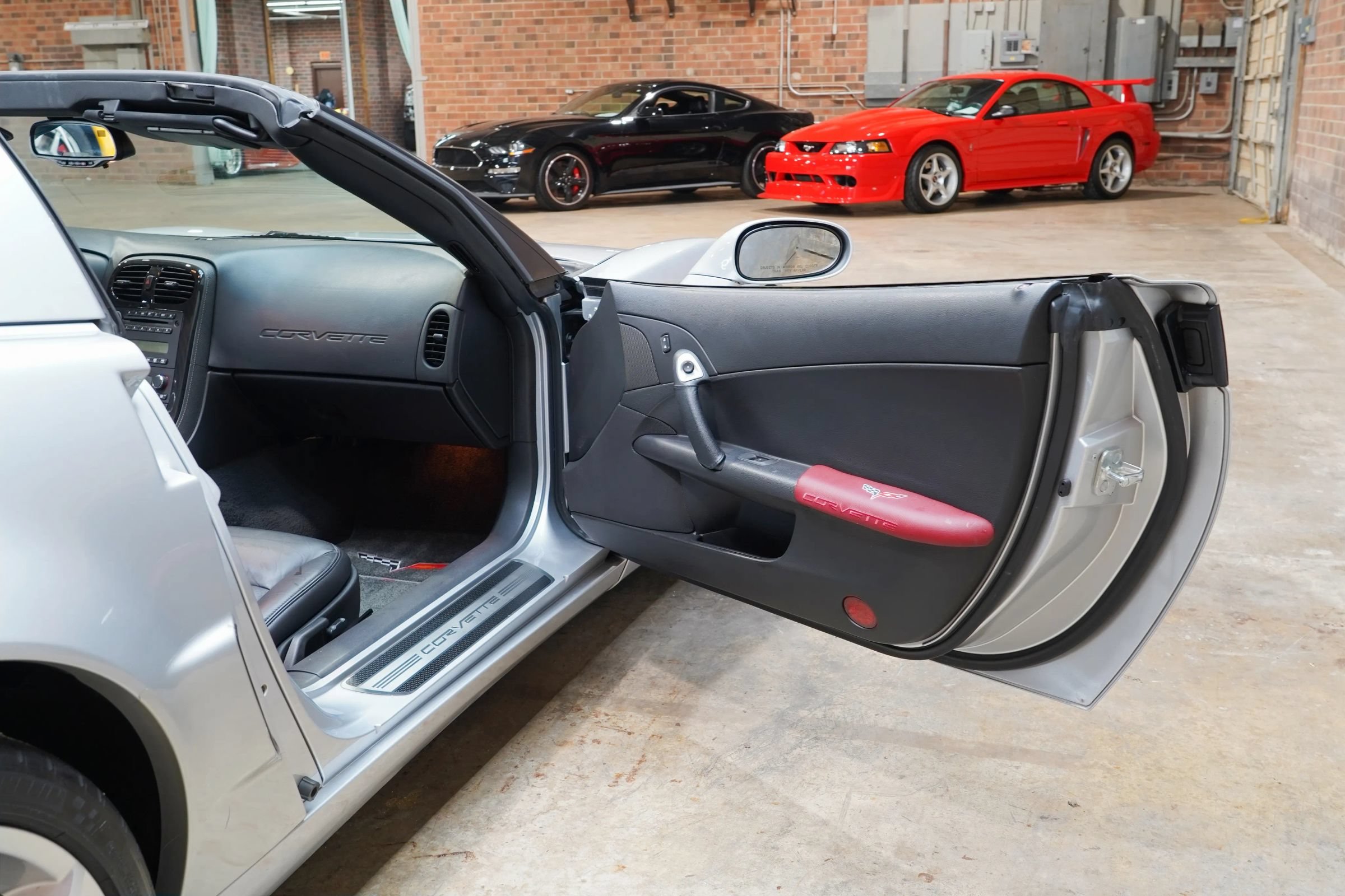 Used 2010 Chevrolet Corvette Grand Sport w/ Preferred Equipment Group RWD image 48