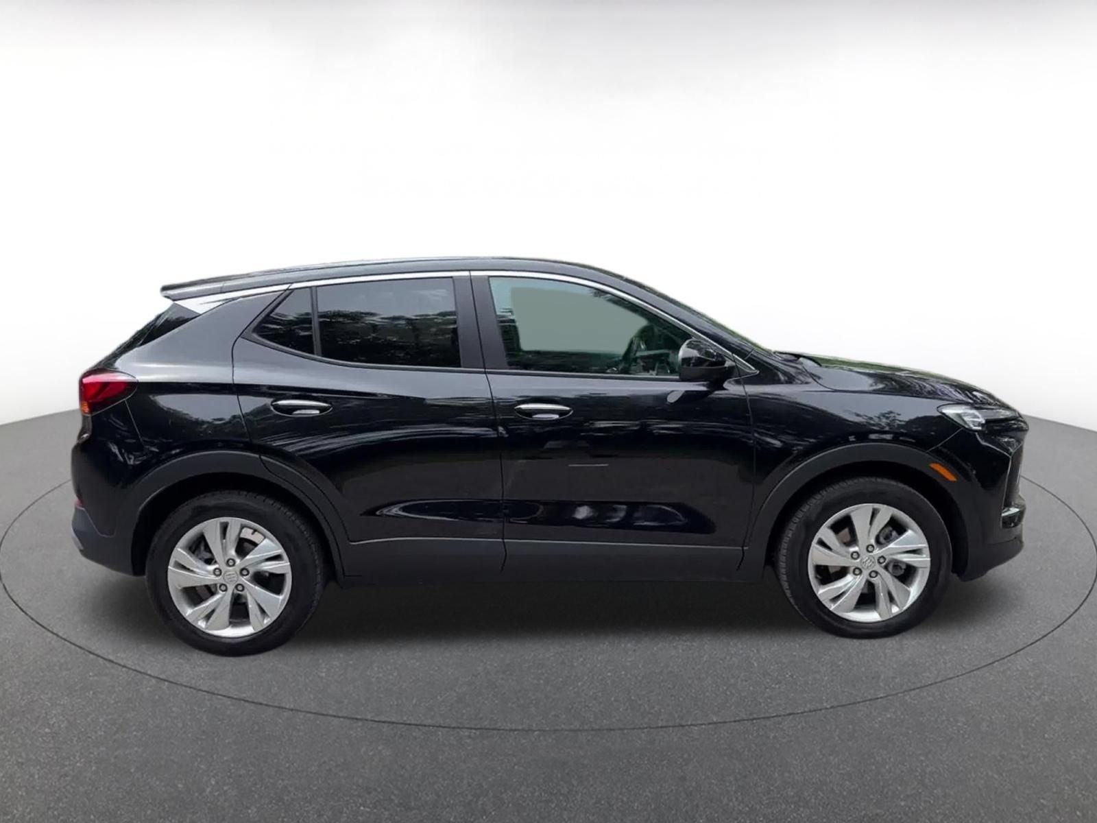 Used 2025 Buick Encore GX Preferred FWD image 16