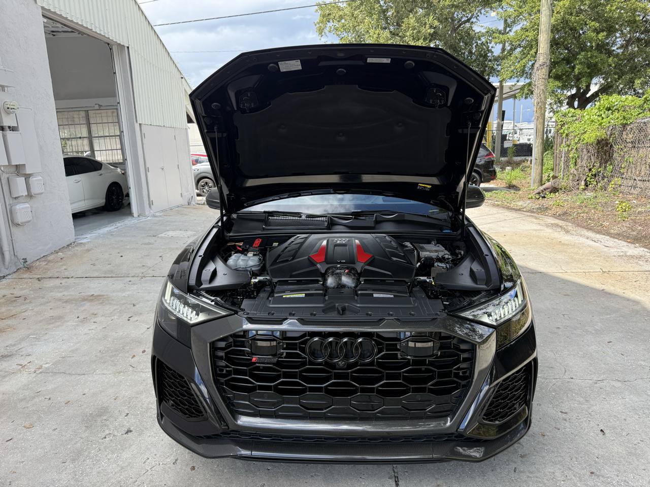 Used 2021 Audi RS Q8 w/ Carbon Optic Package AWD/4WD image 76