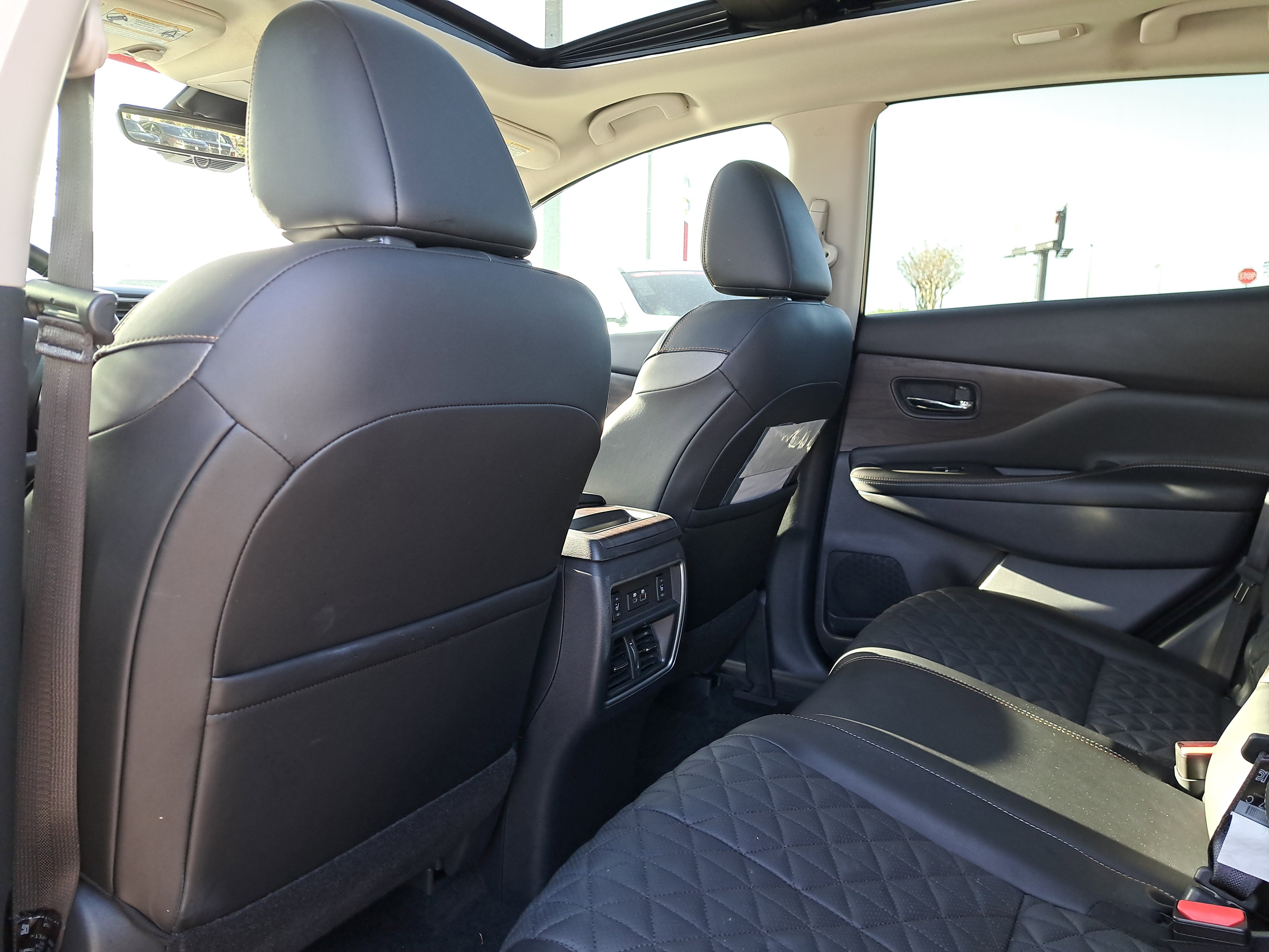 Certified 2024 Nissan Murano Platinum w/ Cargo Package image 19