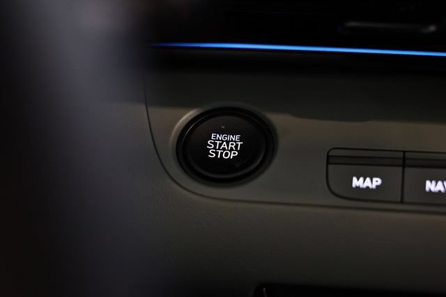 New 2026 Hyundai Elantra Limited FWD image 16
