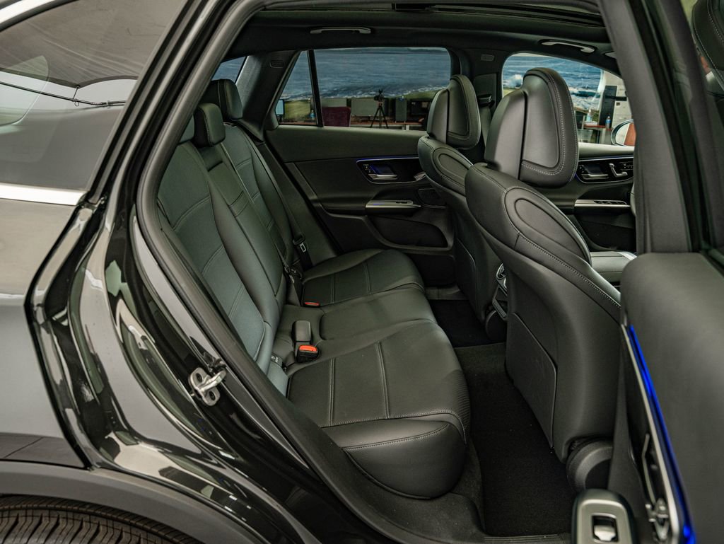 New 2026 Mercedes-Benz GLC 300 4MATIC image 32