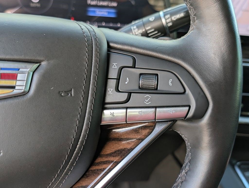 Certified 2022 Cadillac Escalade Sport Platinum w/ LPO, ONYX Package AWD/4WD image 20