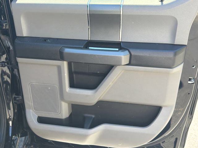 Used 2016 Ford F150 XLT w/ Equipment Group 302A Luxury AWD/4WD image 18