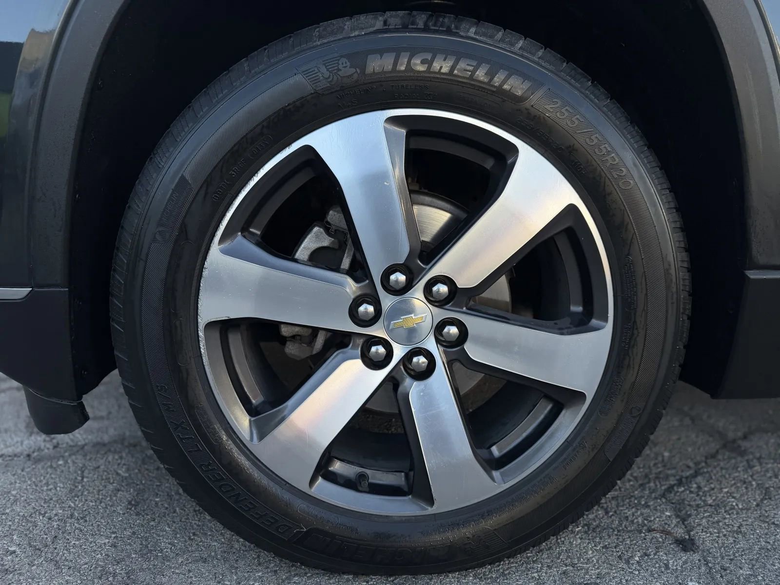 Used 2019 Chevrolet Traverse LT w/ LT Premium Package AWD/4WD image 49