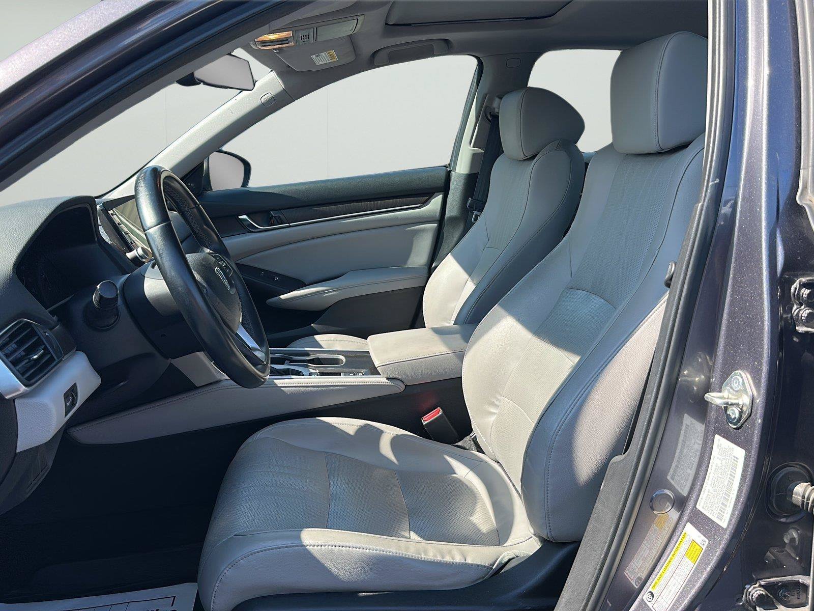 Used 2018 Honda Accord EX-L image 15