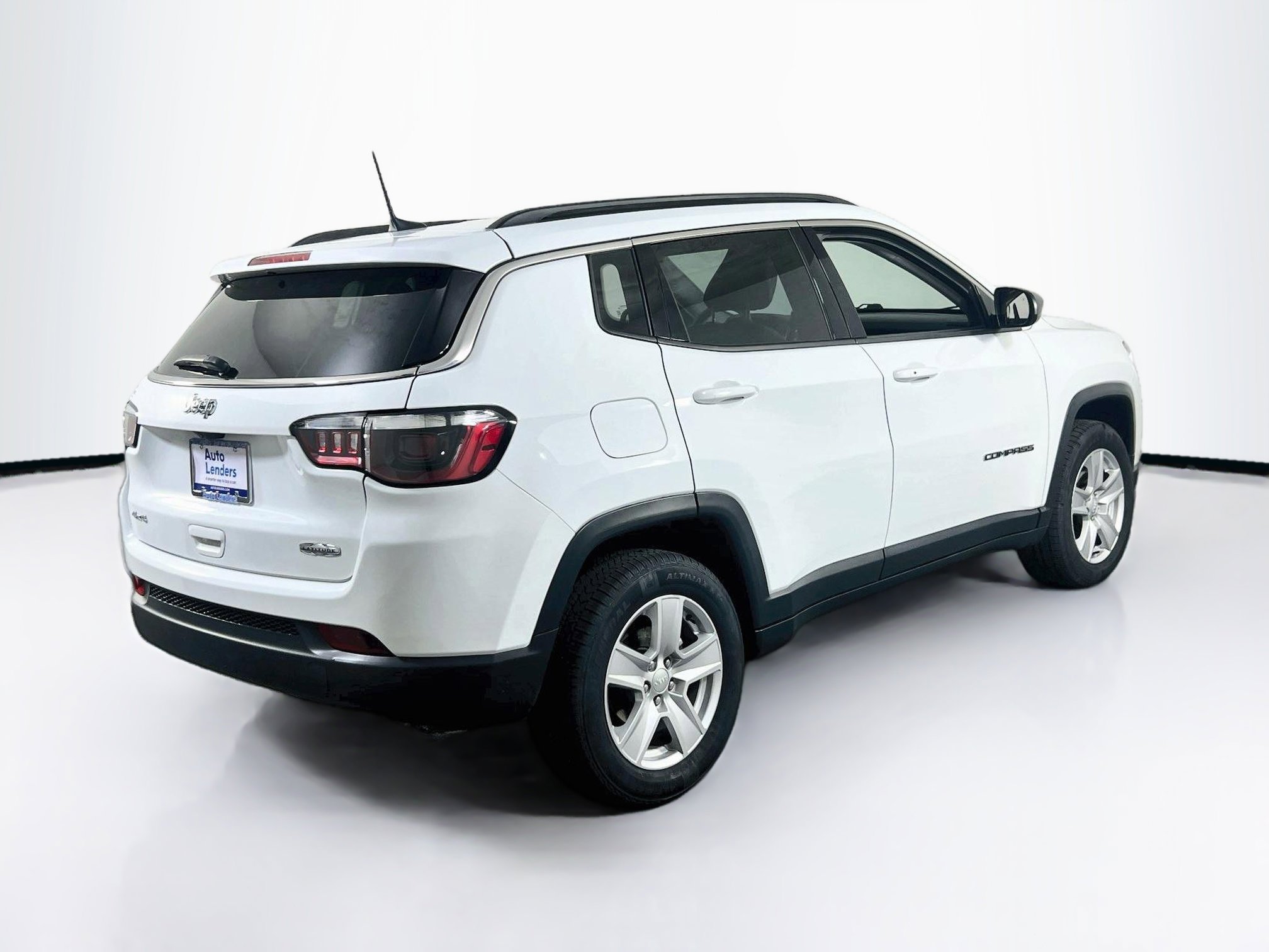 Used 2022 Jeep Compass Latitude AWD/4WD image 5