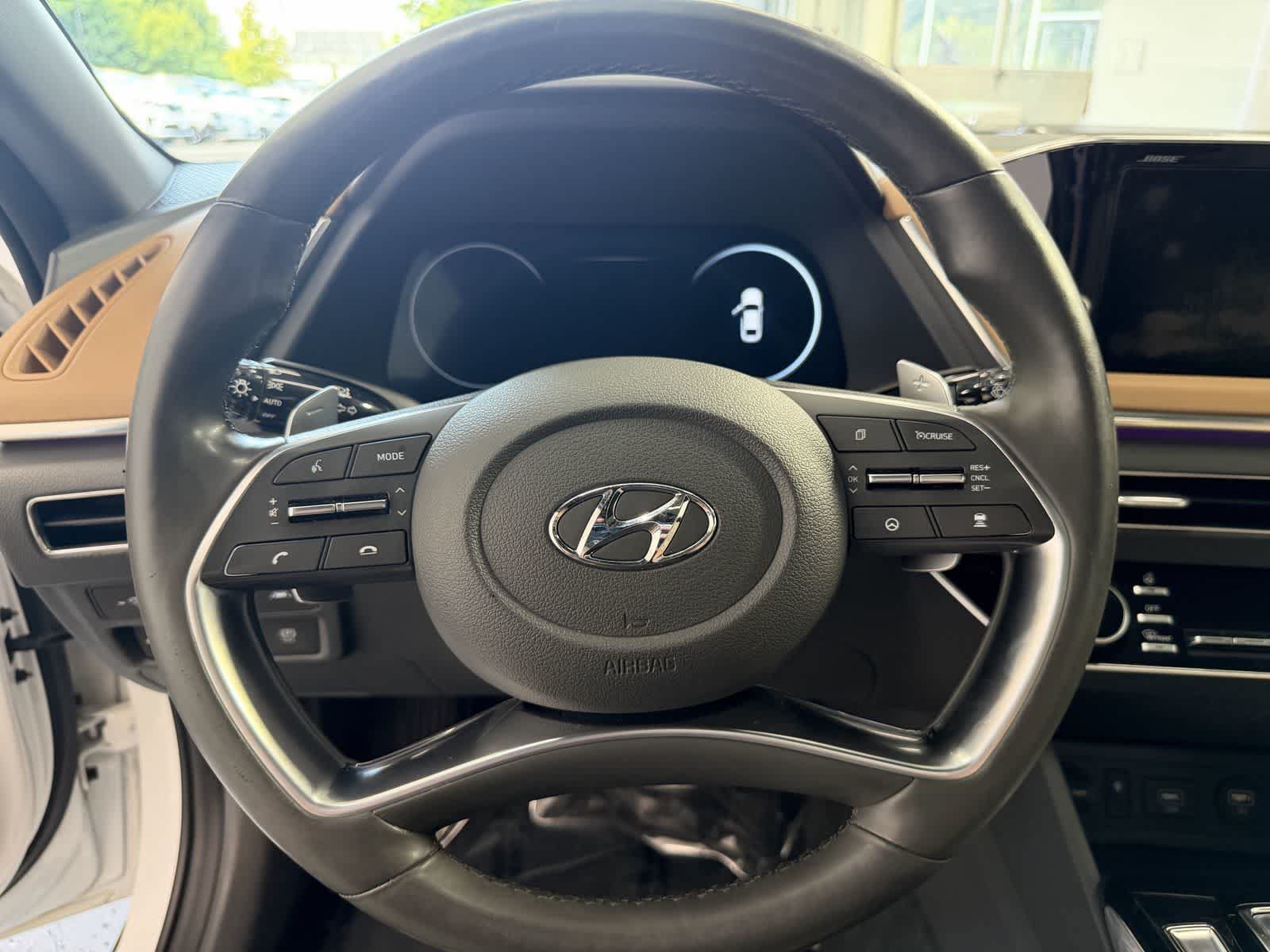 Used 2020 Hyundai Sonata Limited FWD image 16