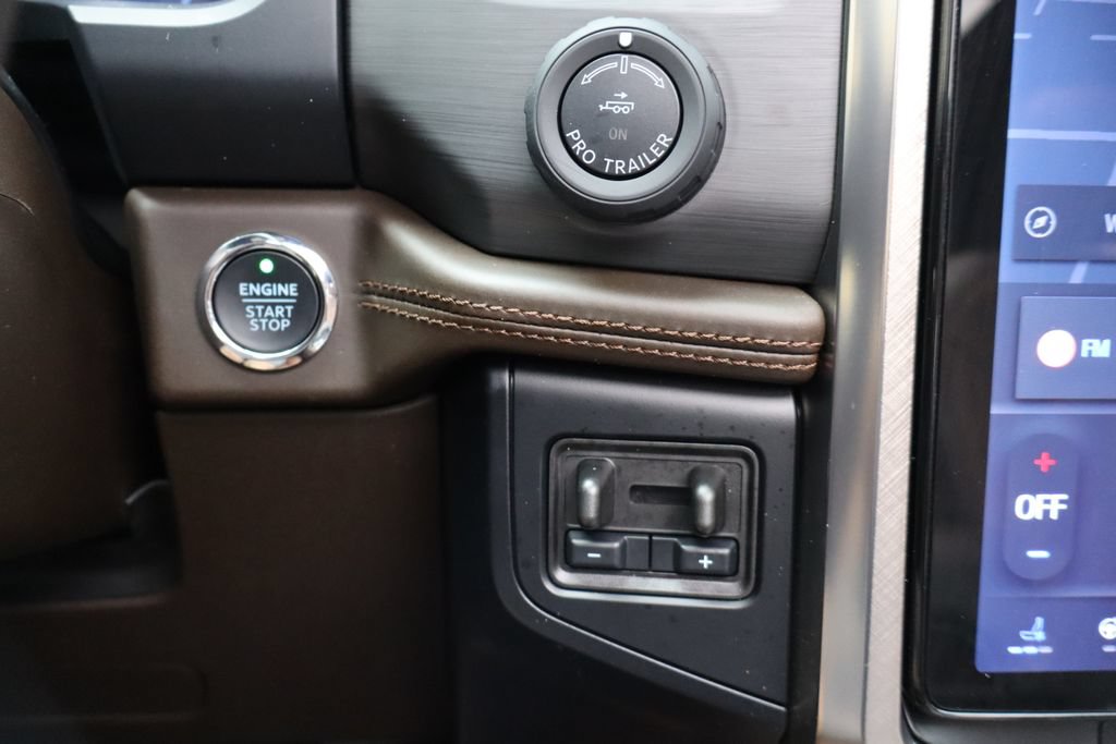 Used 2024 Ford Expedition King Ranch AWD/4WD image 32