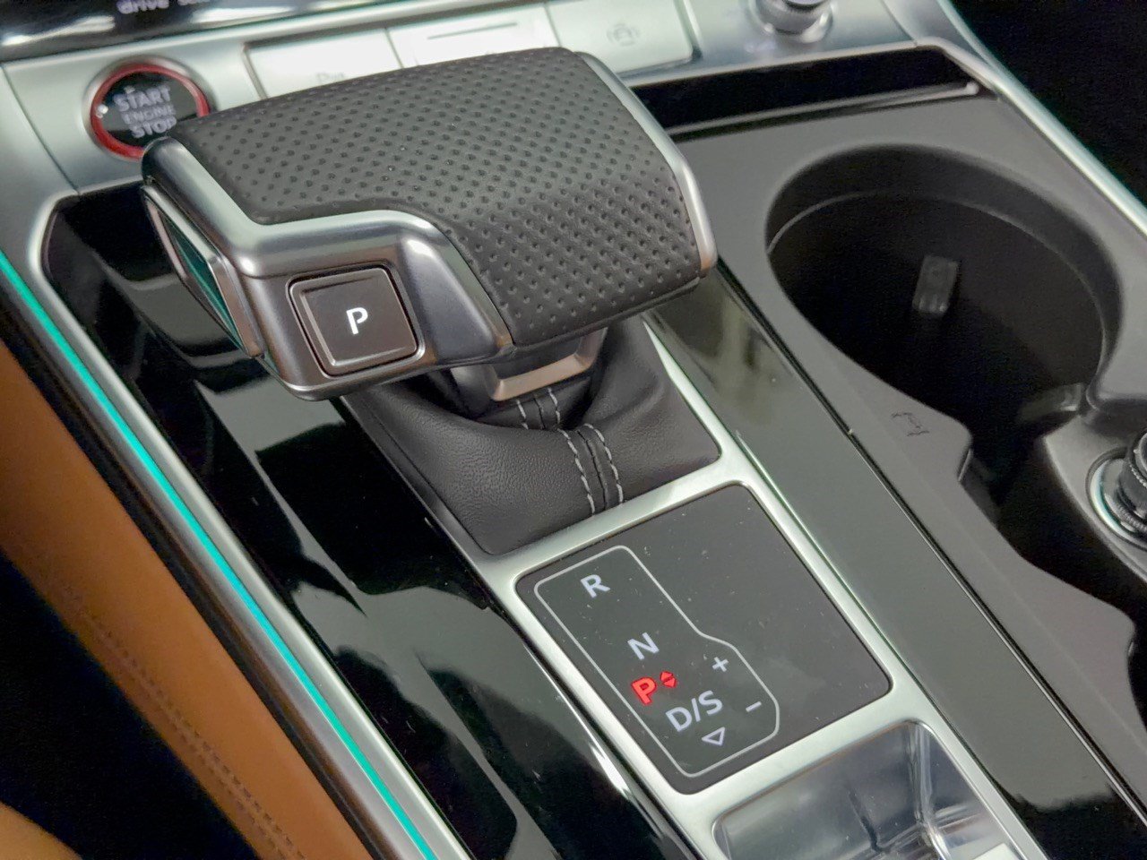 Used 2025 Audi RS 7 Performance AWD/4WD image 21
