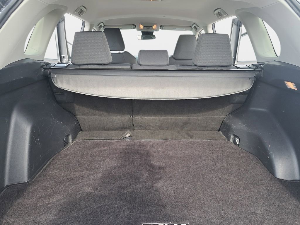 Used 2021 Toyota RAV4 XLE w/ Carpet Mat Package (TMS) AWD/4WD image 13