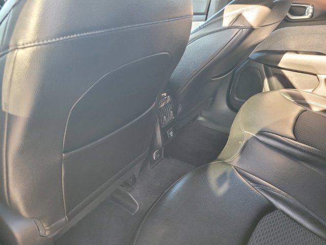 Used 2022 Jeep Compass Latitude AWD/4WD image 14