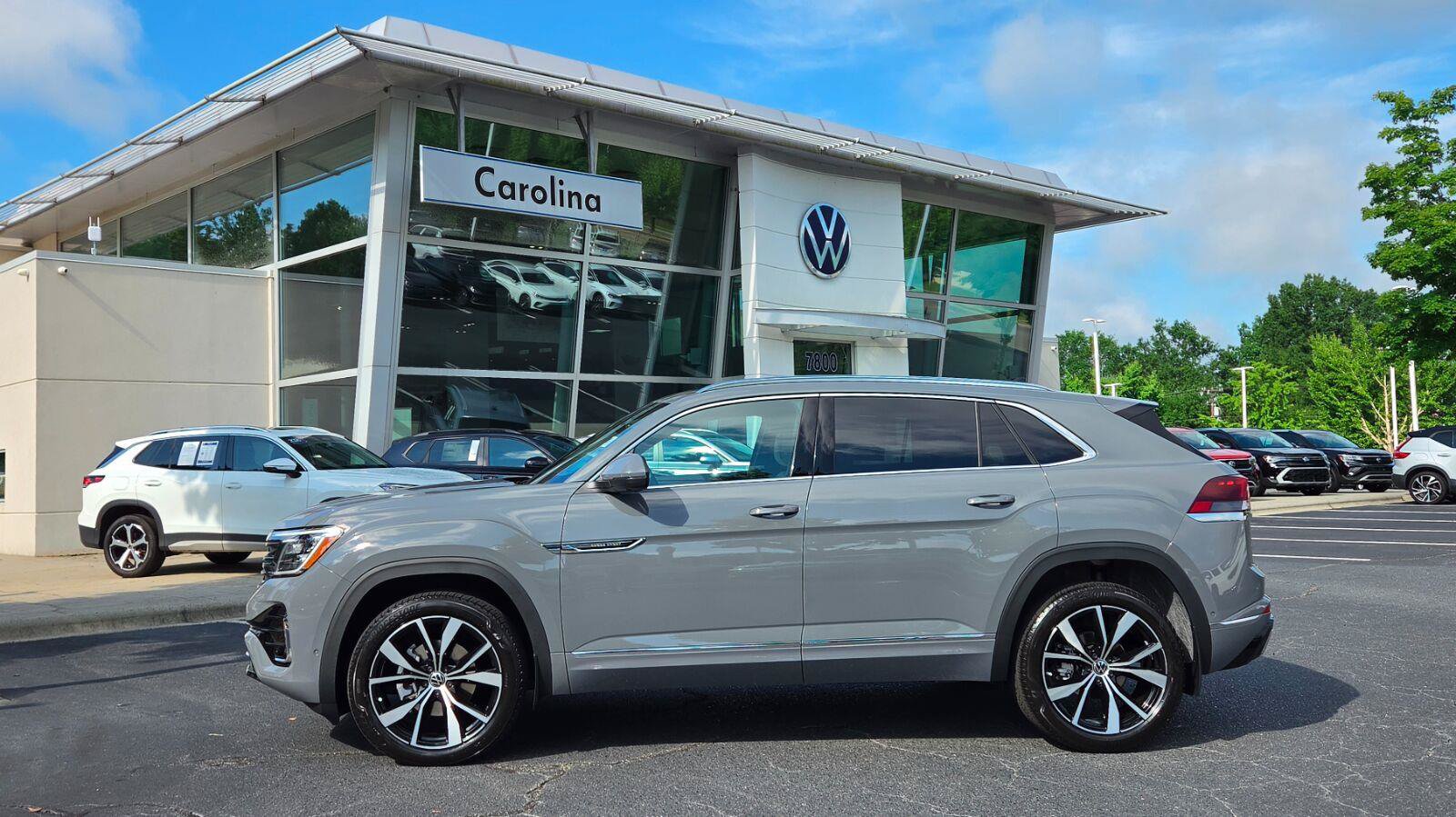 New 2026 Volkswagen Atlas Cross Sport SEL Premium R-Line AWD/4WD image 2
