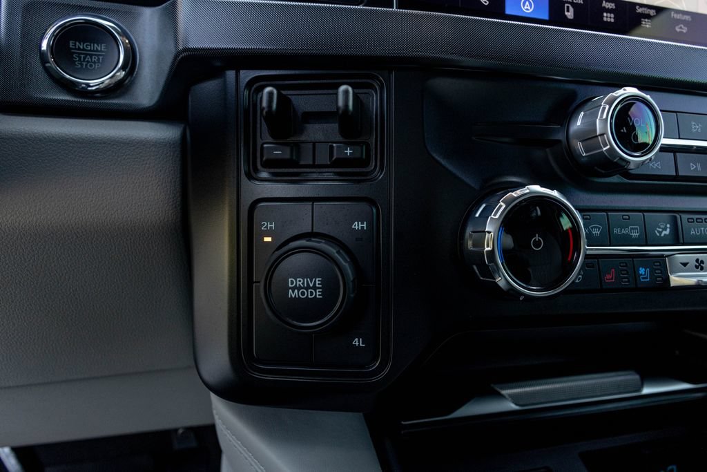 Used 2024 Ford F450 Limited w/ FX4 Off-Road Package AWD/4WD image 40