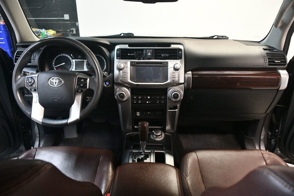 Used 2015 Toyota 4Runner Limited AWD/4WD image 5