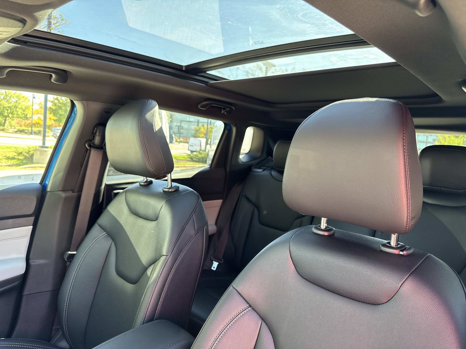 New 2026 Jeep Compass Limited image 33