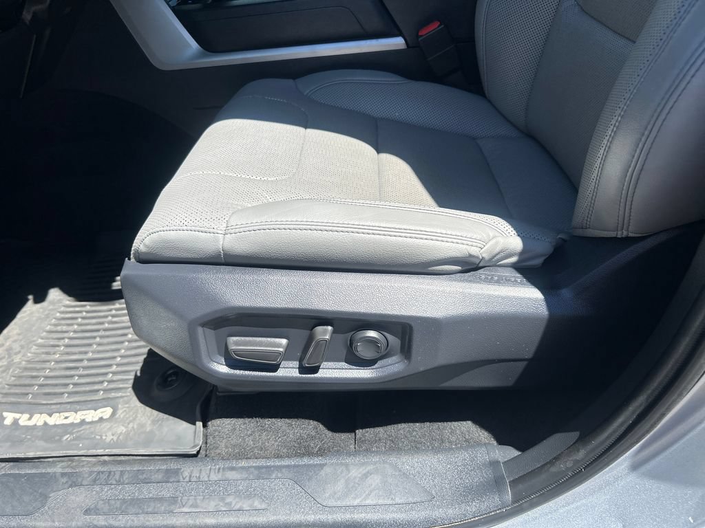 Used 2022 Toyota Tundra SR5 w/ Advanced Technology Package AWD/4WD image 28