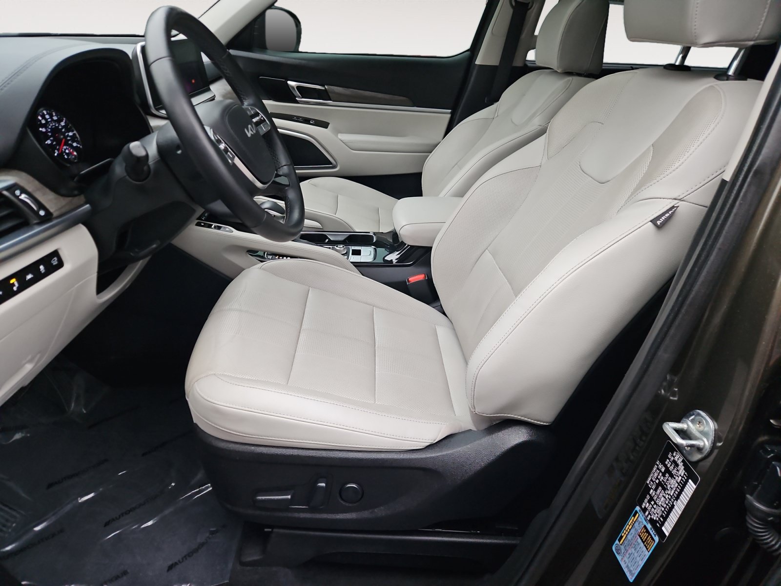 Used 2022 Kia Telluride EX w/ EX Premium Package AWD/4WD image 10