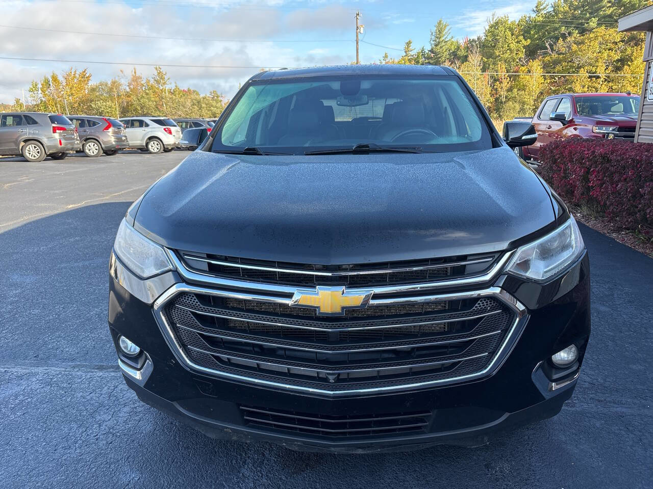 Used 2020 Chevrolet Traverse LT w/ LT Premium Package image 3