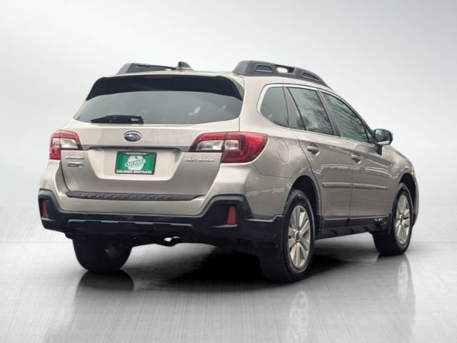 Used 2018 Subaru Outback 2.5i Premium image 4