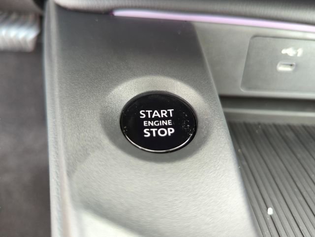 New 2026 Nissan Sentra SR w/ Floor Mat Package image 44