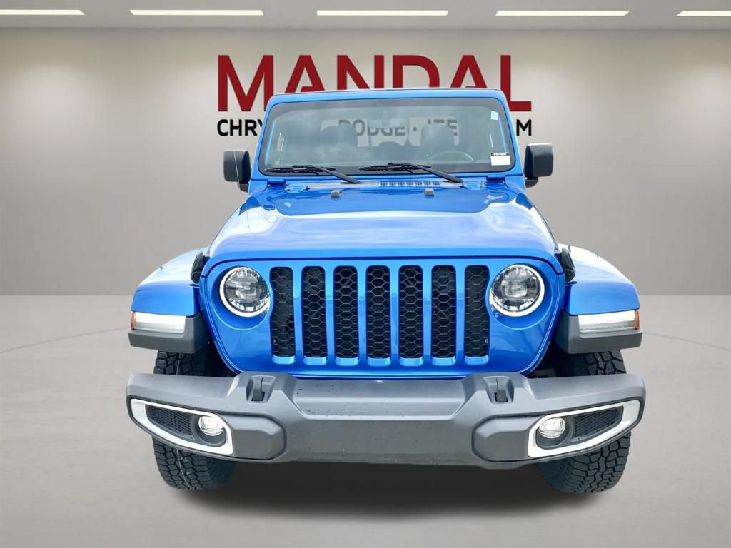 Used 2023 Jeep Gladiator Sport AWD/4WD image 3