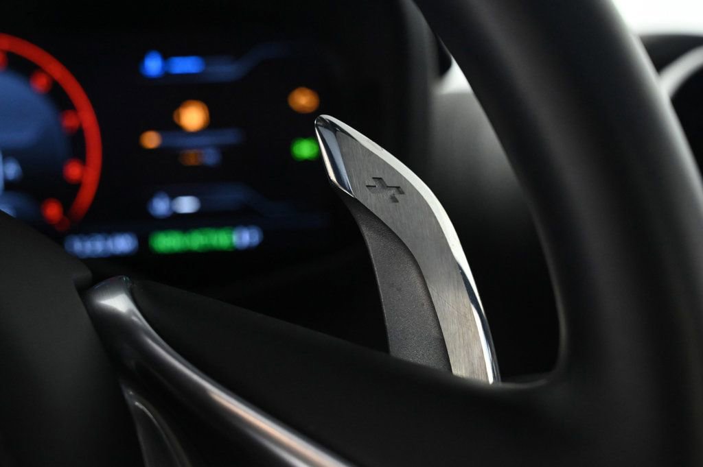 Used 2023 McLaren GT image 19