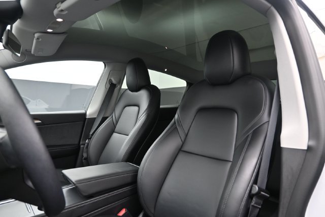 Used 2023 Tesla Model Y Long Range AWD/4WD image 16