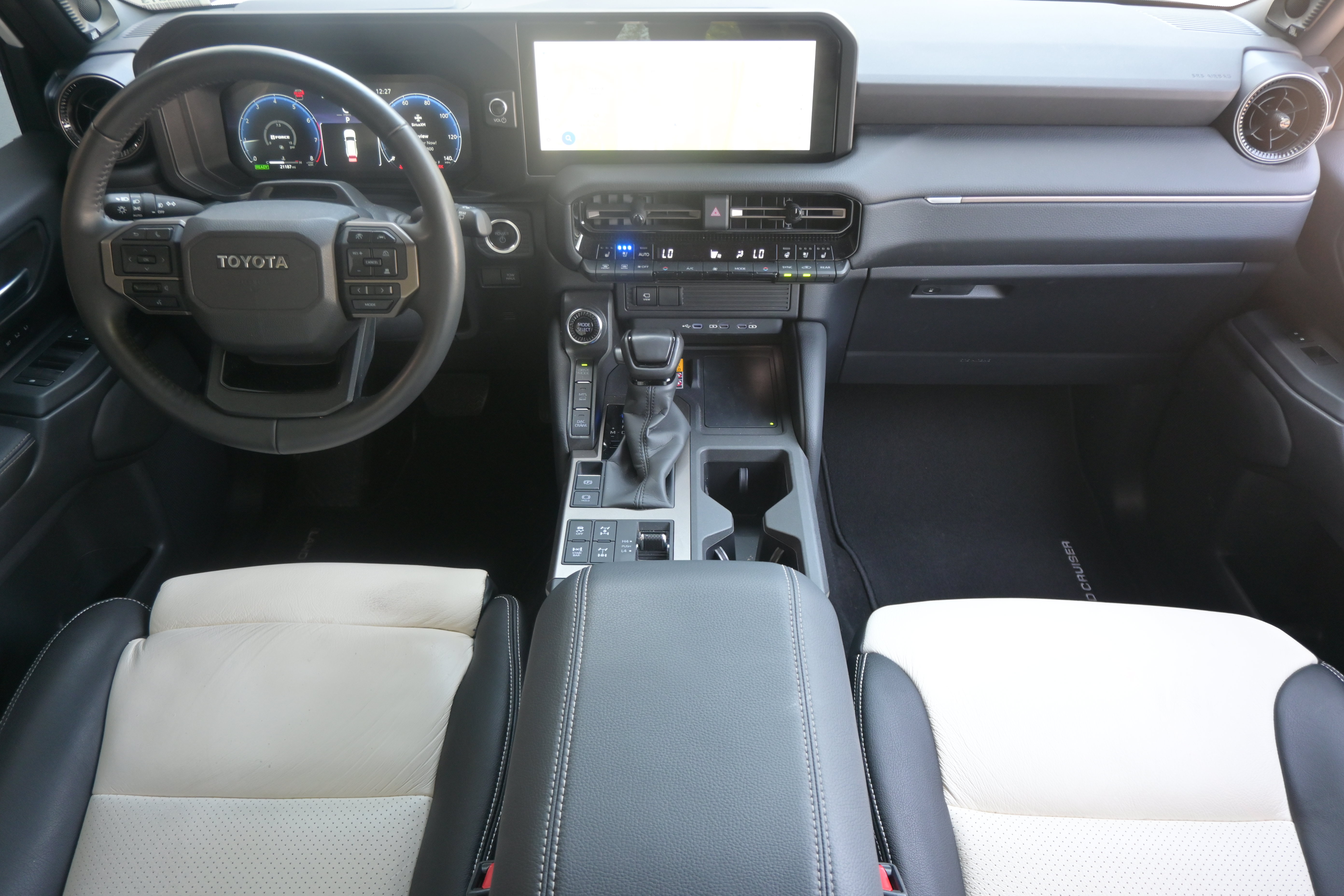 Used 2025 Toyota Land Cruiser w/ Premium Package AWD/4WD image 31