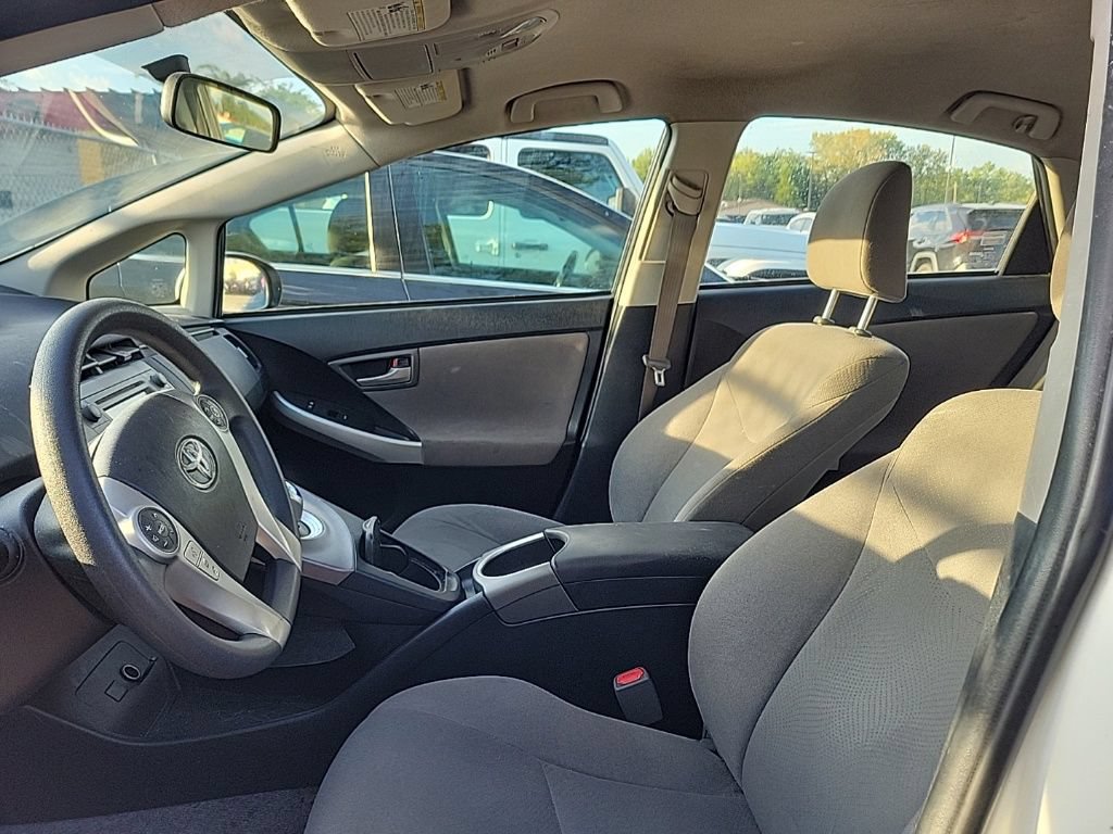 Used 2015 Toyota Prius Three FWD image 6